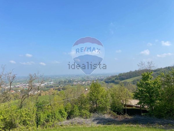 terreno agricolo in vendita a San Polo d'Enza