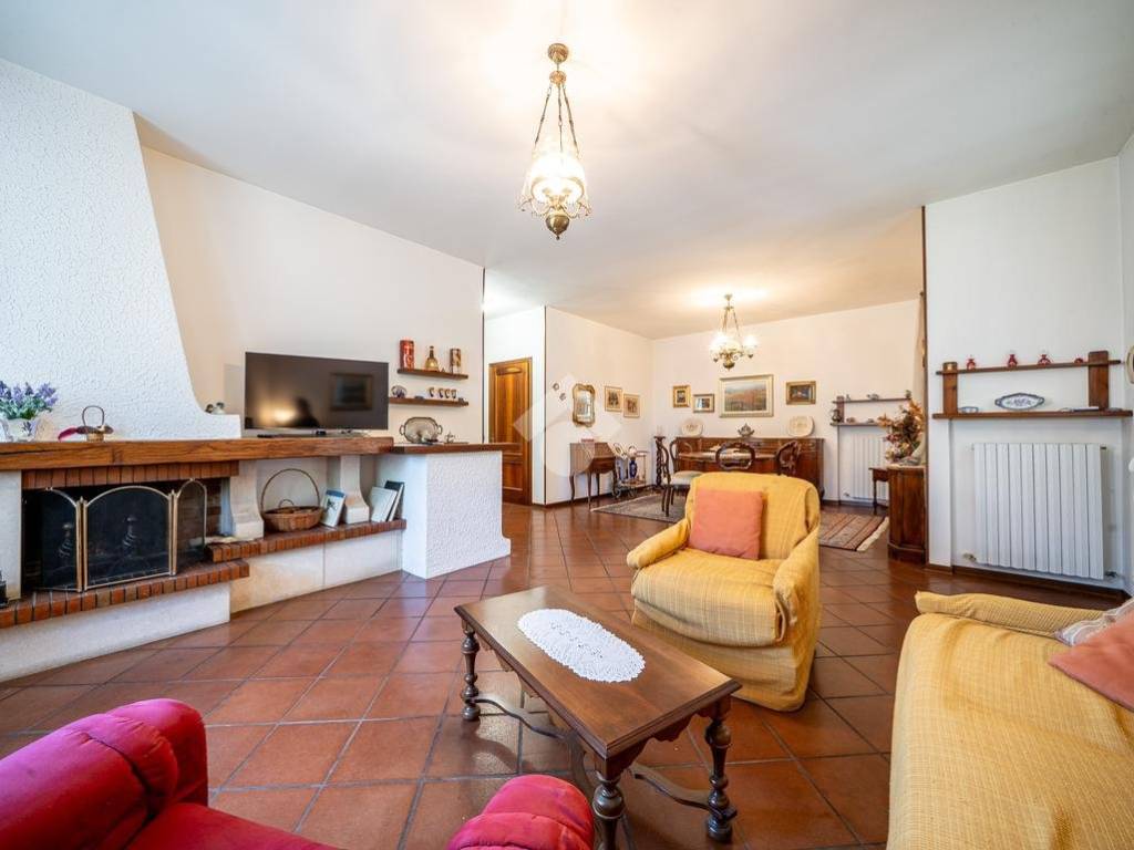 casa indipendente in vendita a San Polo d'Enza