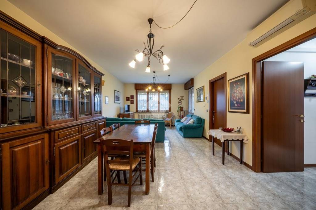 appartamento in vendita a San Polo d'Enza