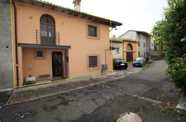 casa indipendente in vendita a San Polo d'Enza