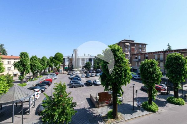 negozio in vendita a San Polo d'Enza in zona Rio Luceria