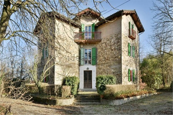 casa indipendente in vendita a San Polo d'Enza in zona Rio Luceria