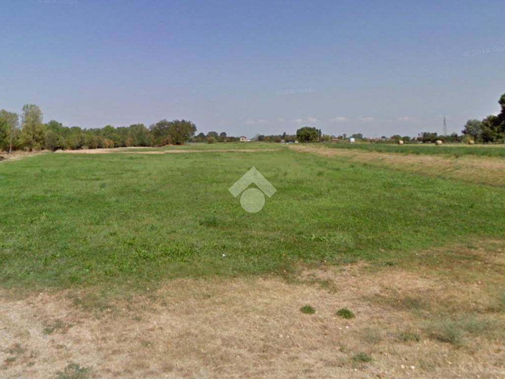 terreno agricolo in vendita a Sant'Ilario d'Enza