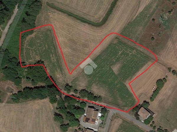 terreno agricolo in vendita a Sant'Ilario d'Enza in zona Castellana