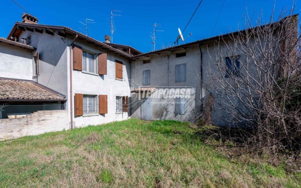 casa indipendente in vendita a Sant'Ilario d'Enza