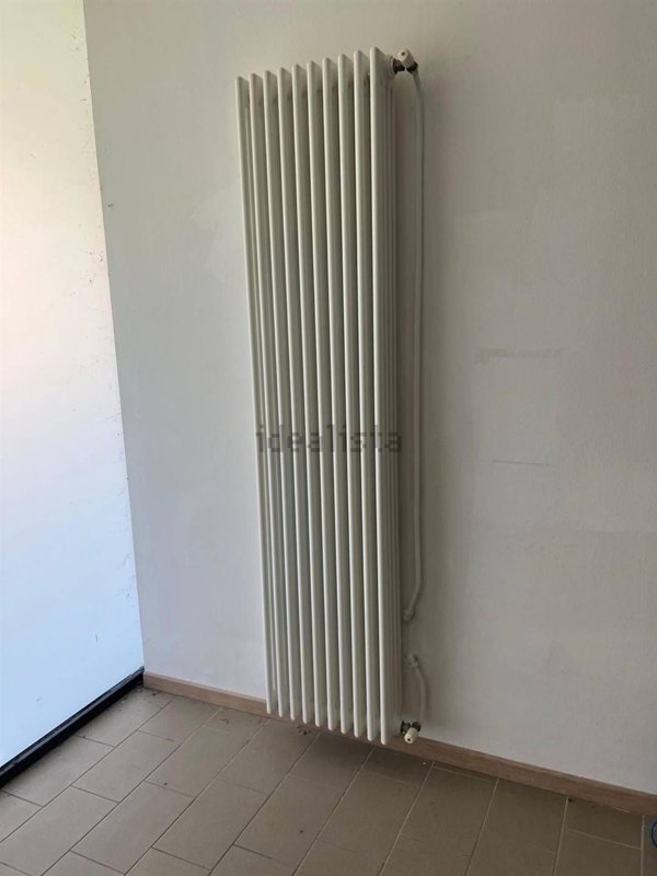 ufficio in vendita a Sant'Ilario d'Enza