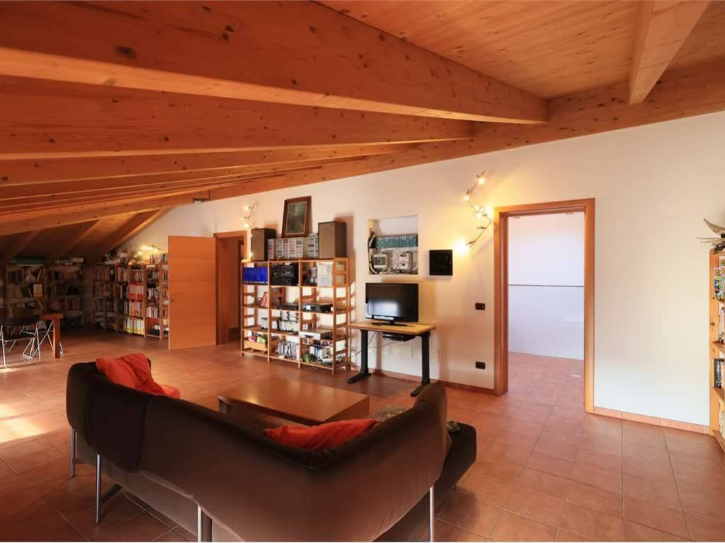 casa indipendente in vendita a Sant'Ilario d'Enza