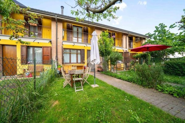 casa indipendente in vendita a Sant'Ilario d'Enza