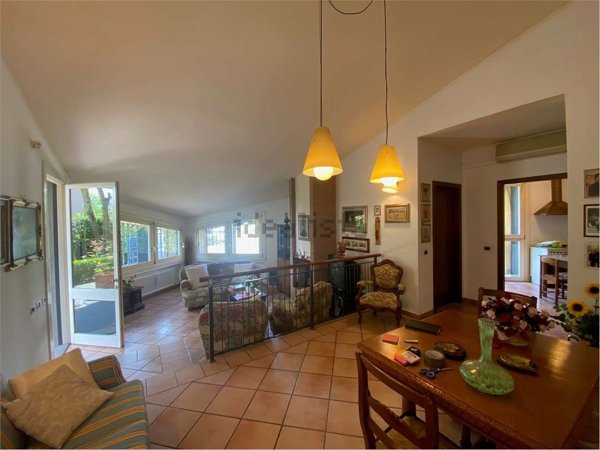 casa indipendente in vendita a Sant'Ilario d'Enza