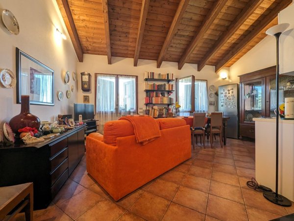 appartamento in vendita a Sant'Ilario d'Enza in zona Calerno