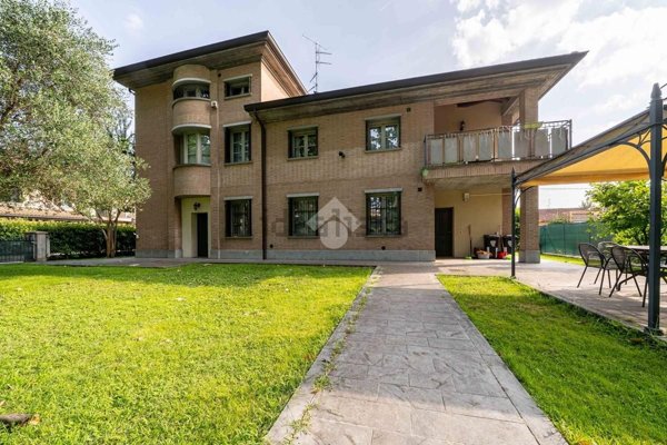 casa indipendente in vendita a Sant'Ilario d'Enza