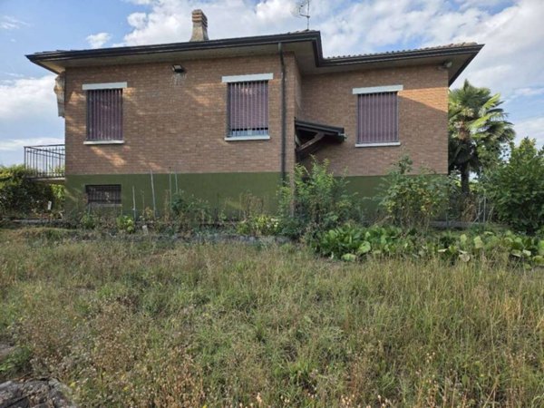casa indipendente in vendita a Sant'Ilario d'Enza