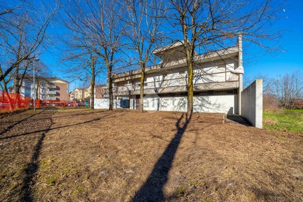 terreno edificabile in vendita a Sant'Ilario d'Enza