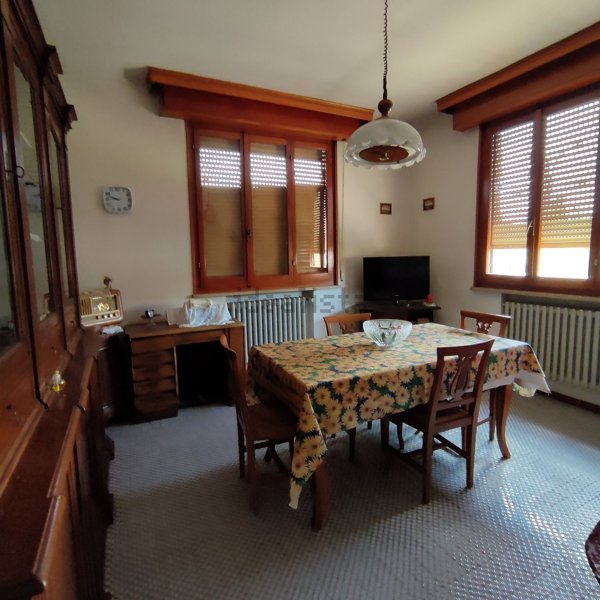 casa indipendente in vendita a Sant'Ilario d'Enza