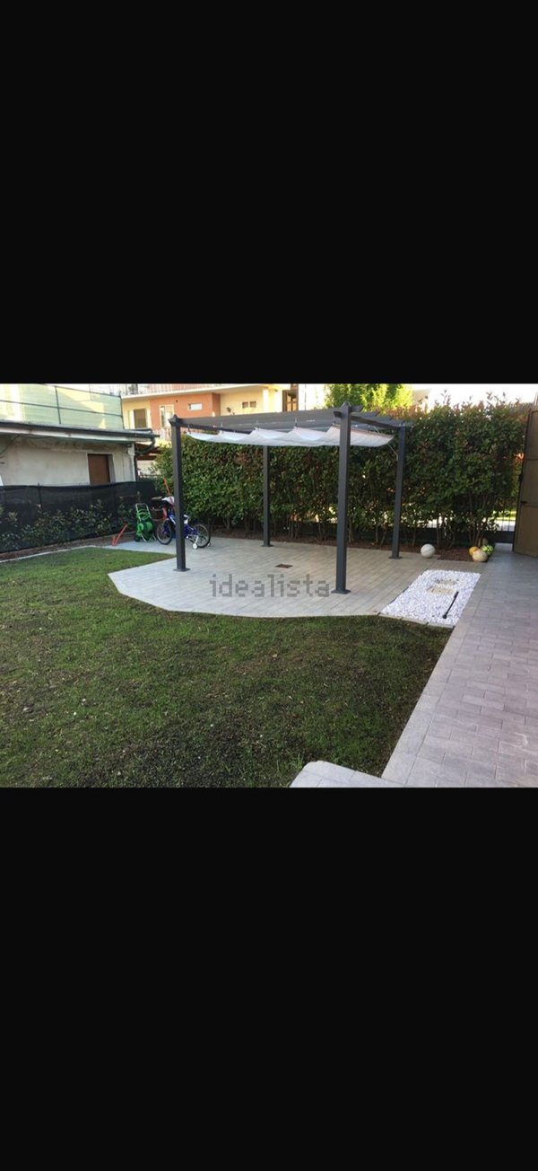 casa indipendente in vendita a Sant'Ilario d'Enza