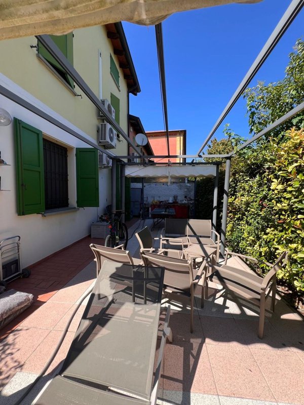 casa indipendente in vendita a Sant'Ilario d'Enza
