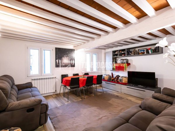 appartamento in vendita a Sant'Ilario d'Enza