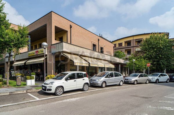 ufficio in vendita a Sant'Ilario d'Enza