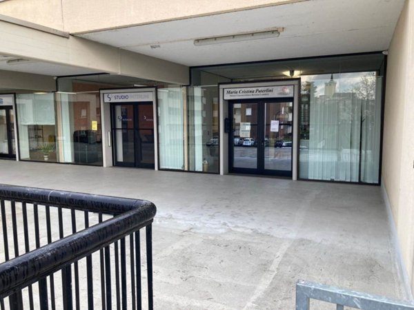 ufficio in vendita a Sant'Ilario d'Enza