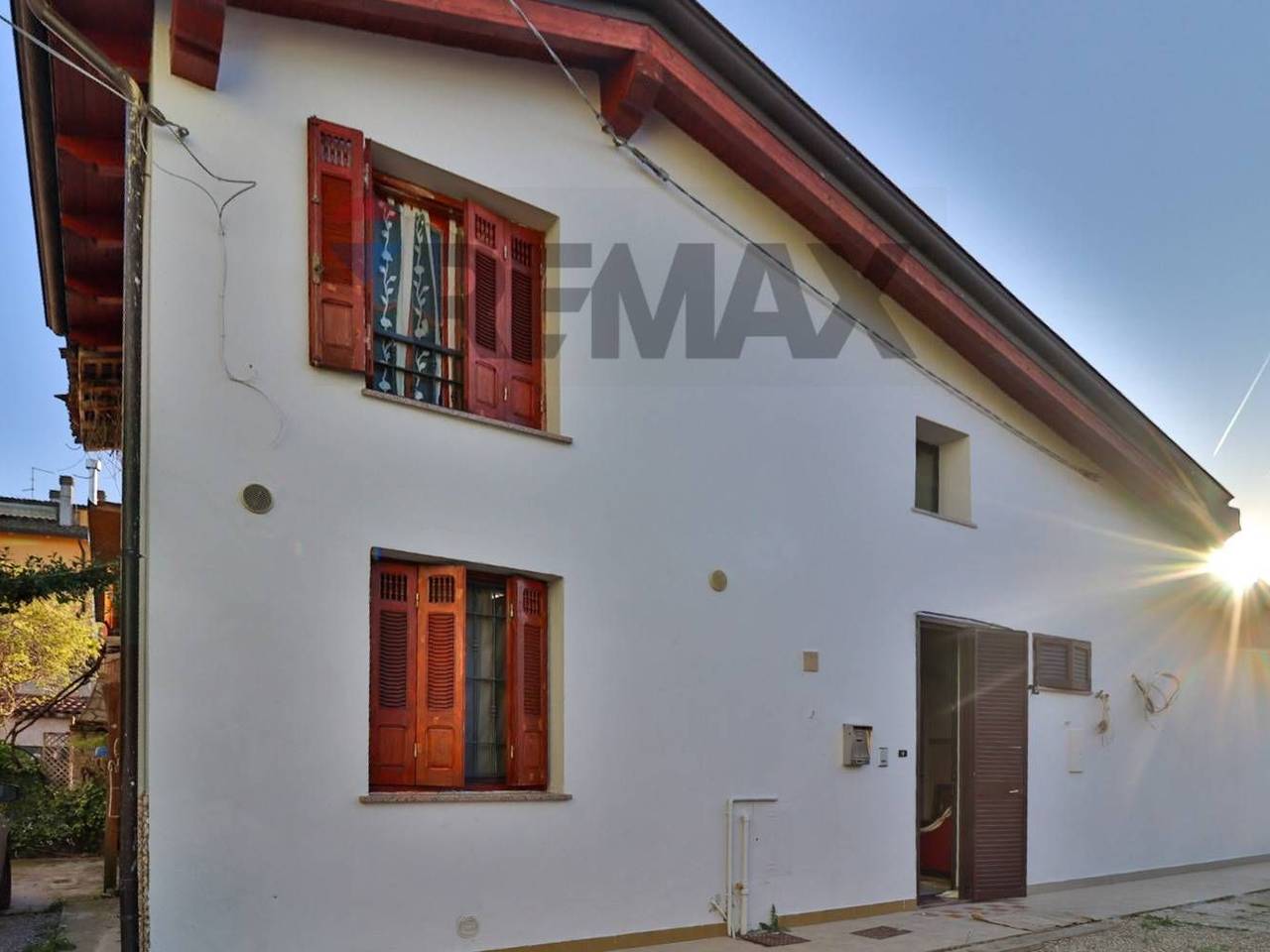 casa indipendente in vendita a Sant'Ilario d'Enza in zona Gazzano