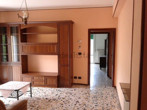 appartamento in vendita a Sant'Ilario d'Enza in zona Castellana
