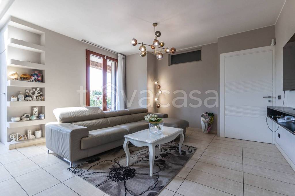 casa indipendente in vendita a Sant'Ilario d'Enza