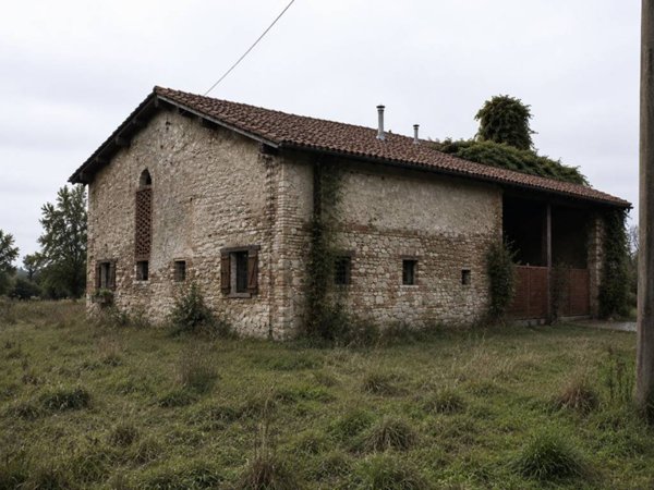 casa indipendente in vendita a Sant'Ilario d'Enza in zona Chiavicone