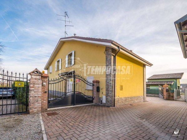 casa indipendente in vendita a Scandiano in zona Arceto