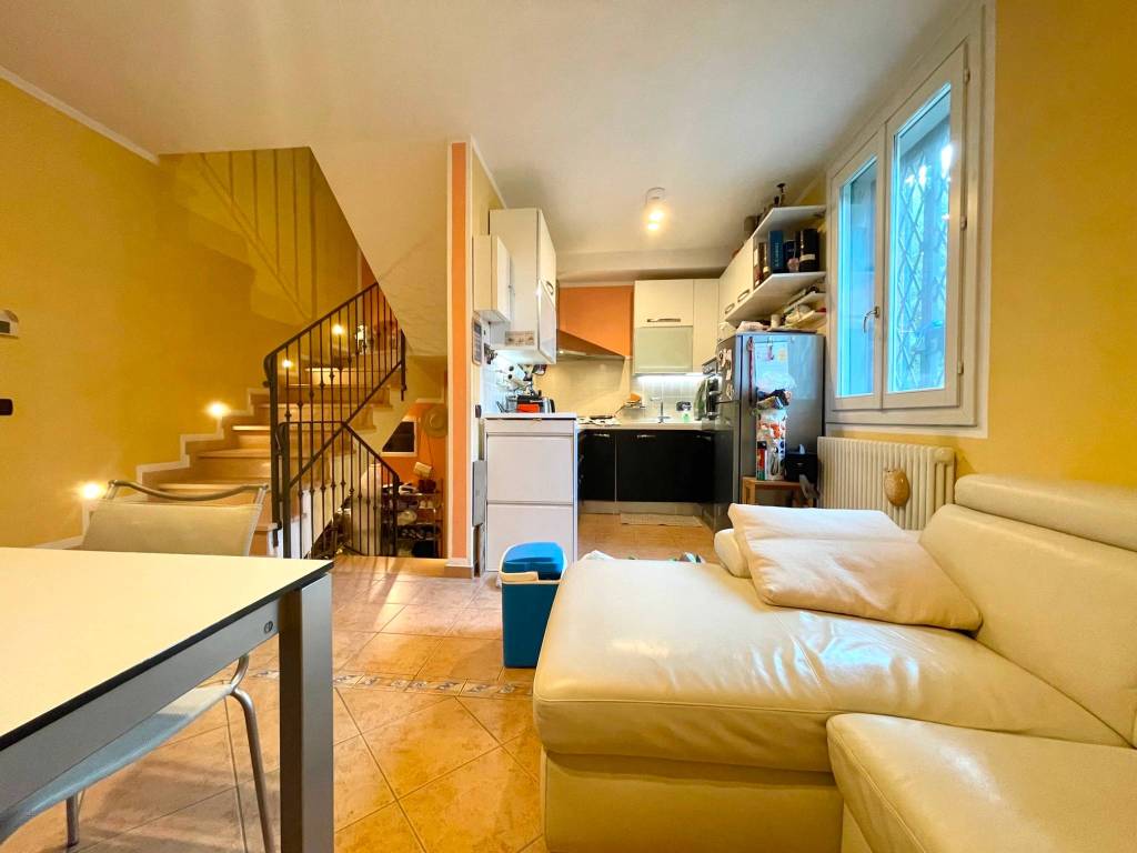 casa indipendente in vendita a Scandiano in zona Bosco