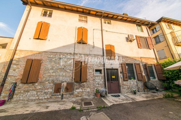 casa indipendente in vendita a Scandiano in zona Arceto