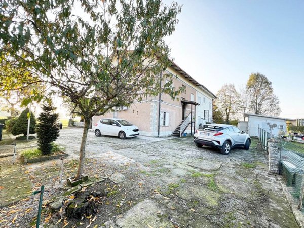 casa indipendente in vendita a Scandiano in zona Cacciola