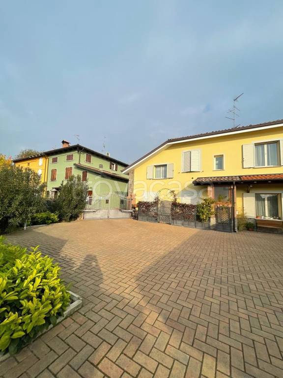 casa indipendente in vendita a Scandiano in zona Arceto