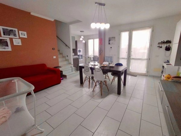 casa indipendente in vendita a Scandiano in zona Arceto