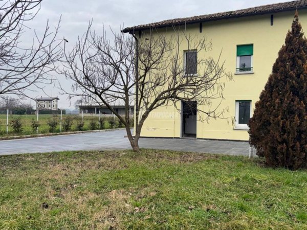 appartamento in vendita a Scandiano in zona Arceto
