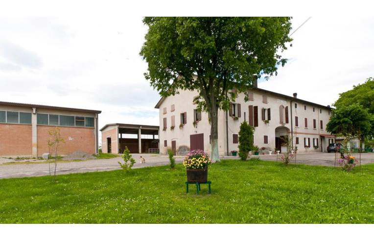 casa indipendente in vendita a Scandiano