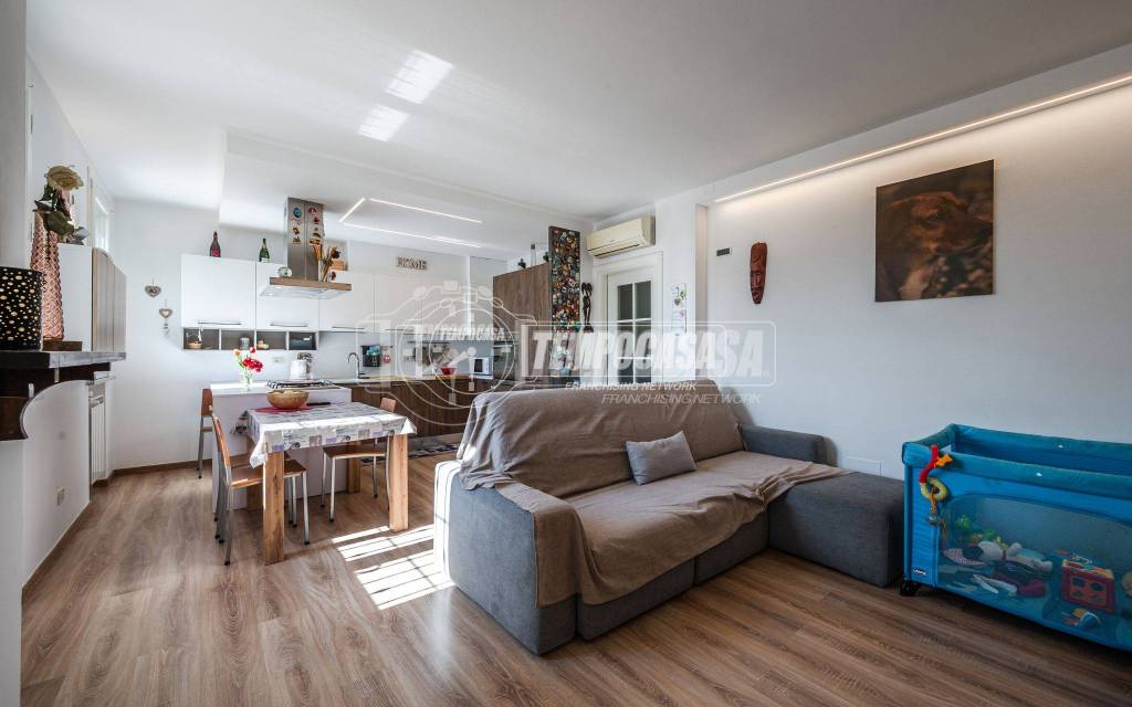 appartamento in vendita a Scandiano in zona Chiozza