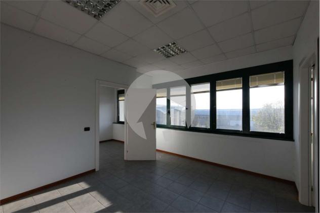 ufficio in vendita a Scandiano