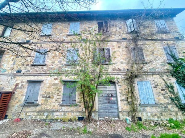 casale in vendita a Scandiano in zona Rondinara