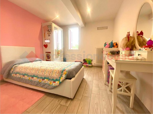 casa indipendente in vendita a Scandiano in zona Arceto