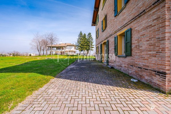 casa indipendente in vendita a Scandiano in zona Pratissolo