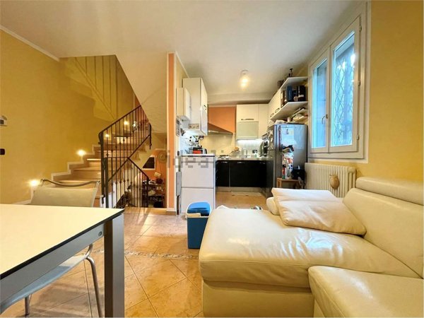 casa indipendente in vendita a Scandiano in zona Bosco