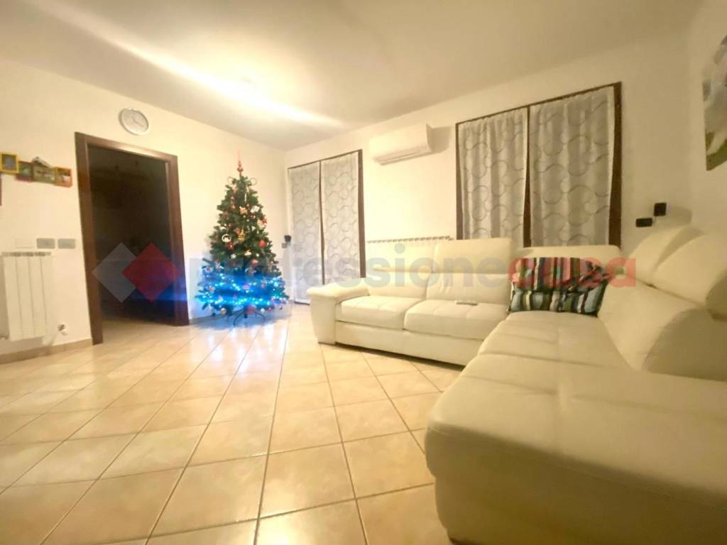 casa indipendente in vendita a Scandiano in zona Bosco