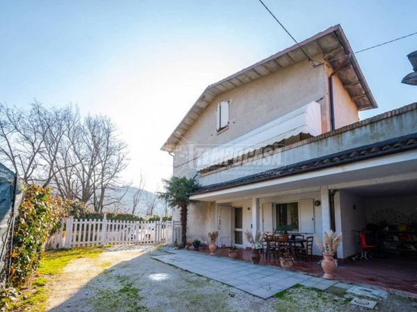 casa indipendente in vendita a Scandiano