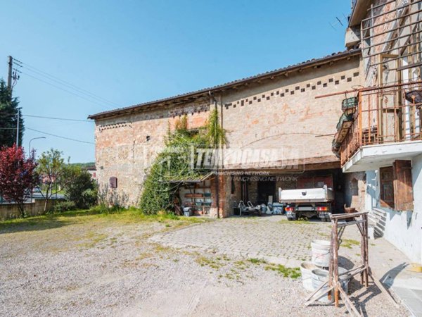 casa indipendente in vendita a Scandiano in zona Ventoso