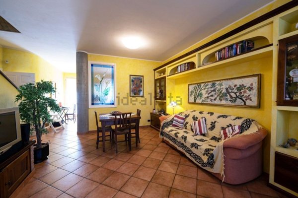 casa indipendente in vendita a Scandiano in zona Arceto