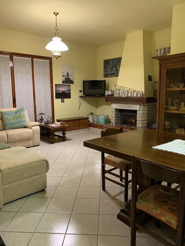 casa indipendente in vendita a Scandiano