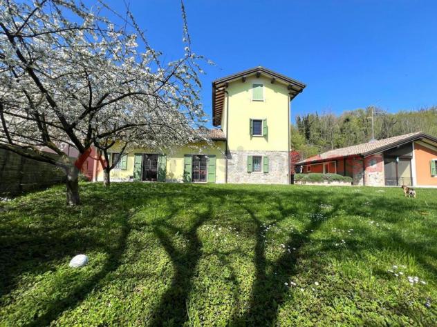 casa indipendente in vendita a Scandiano