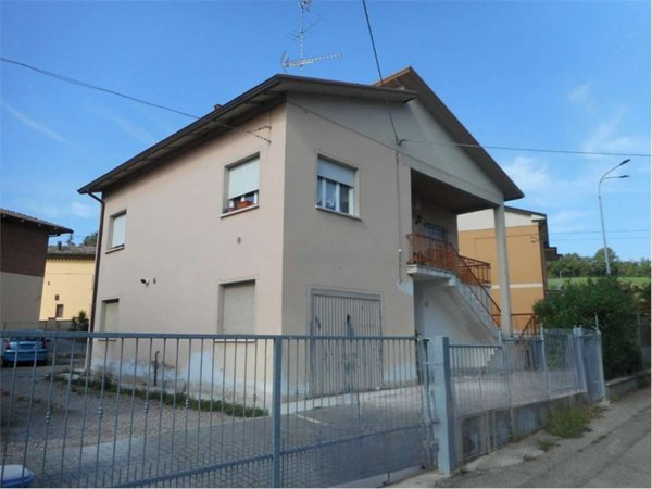 appartamento in vendita a Scandiano in zona Ventoso
