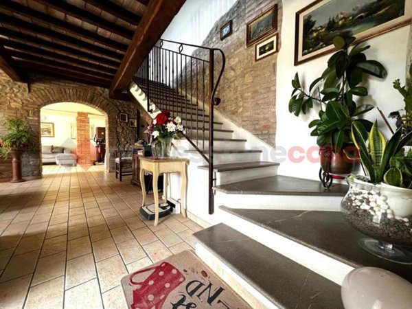 casa indipendente in vendita a Scandiano in zona Pratissolo