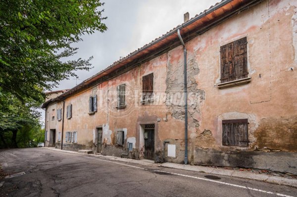 appartamento in vendita a Scandiano in zona Ventoso